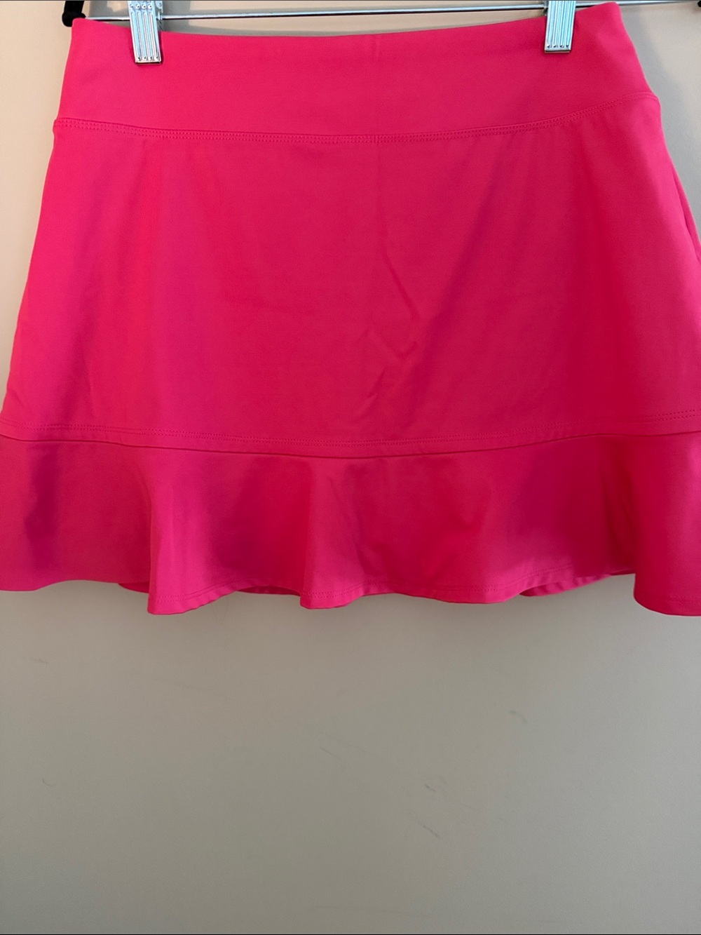 1 Tommy Bahama 1 Hot Pink & 1 Blue Pickleball/Tennis/Golf with Ruffle Hem. M - Picture 1 of 8